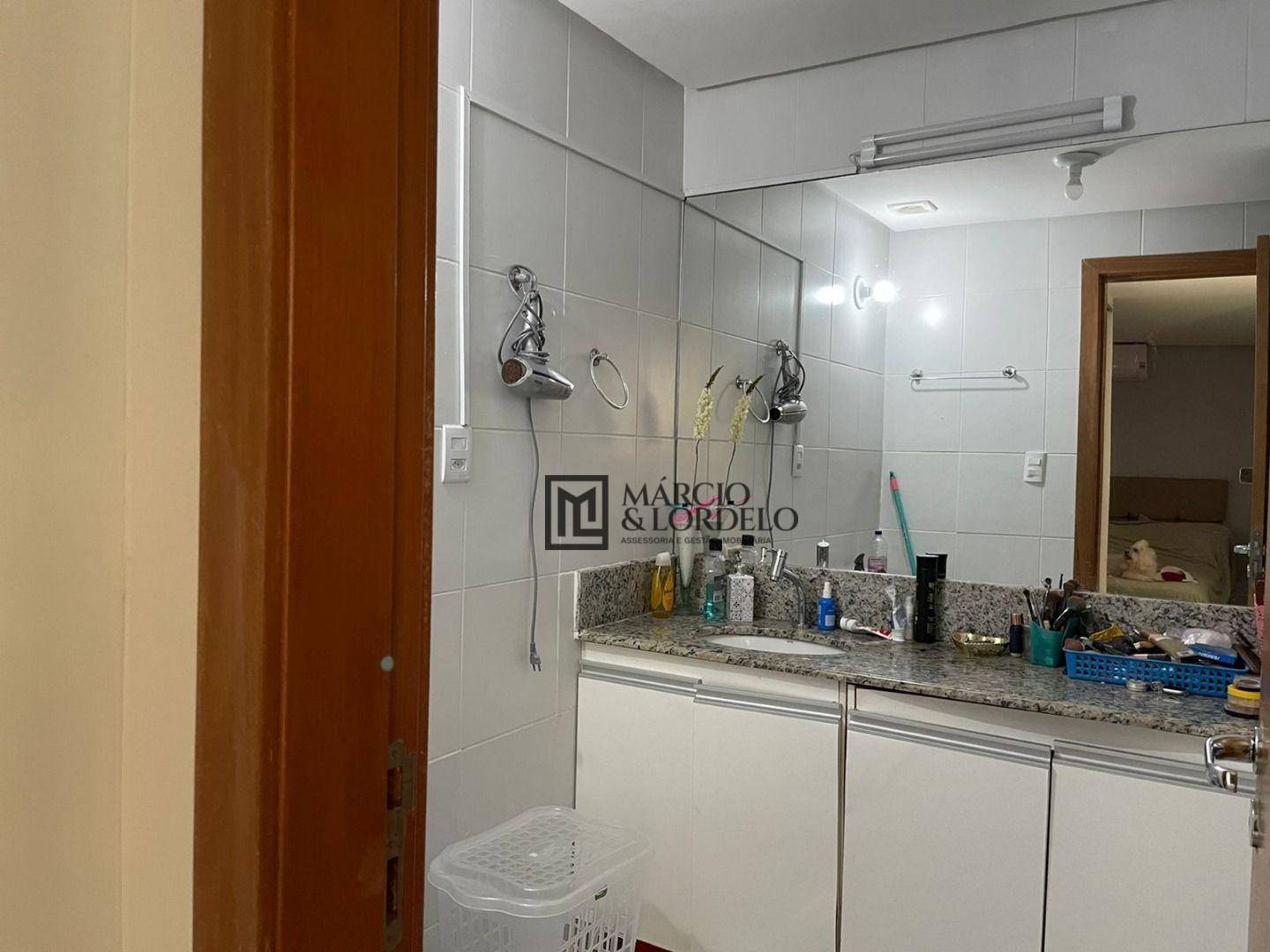 Apartamento à venda com 2 quartos, 78m² - Foto 12