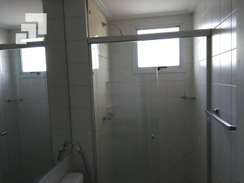 Apartamento para alugar com 2 quartos, 94m² - Foto 22