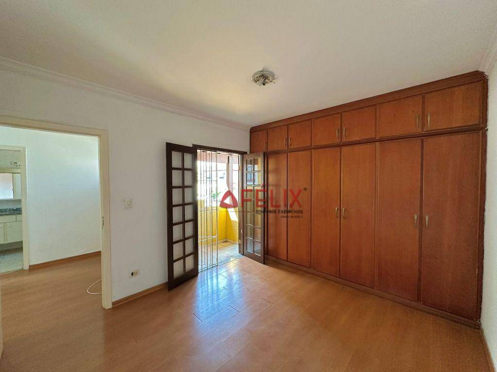 Sobrado à venda e aluguel com 3 quartos, 175m² - Foto 35