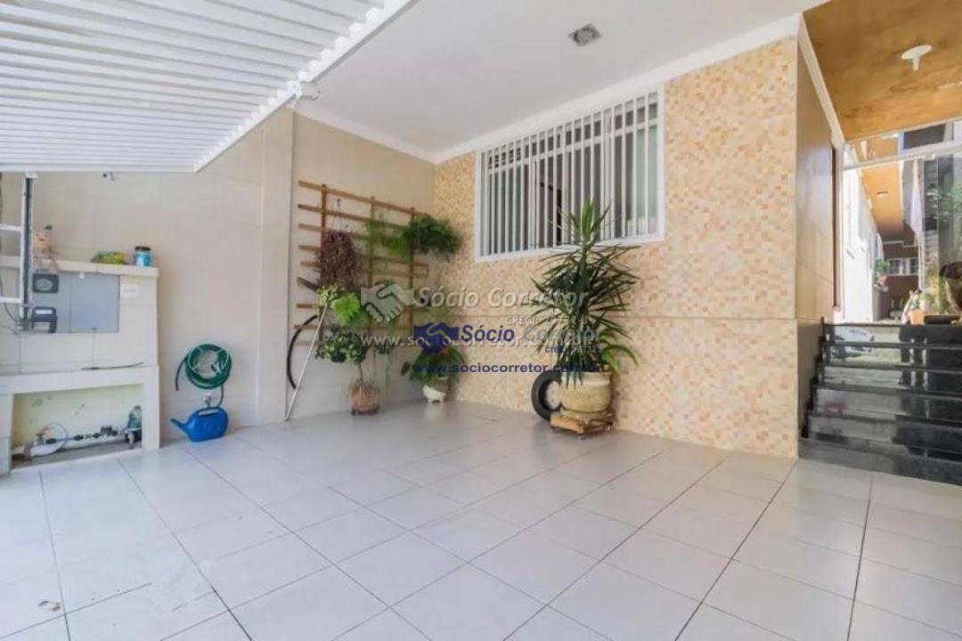 Sobrado à venda com 4 quartos, 200m² - Foto 10