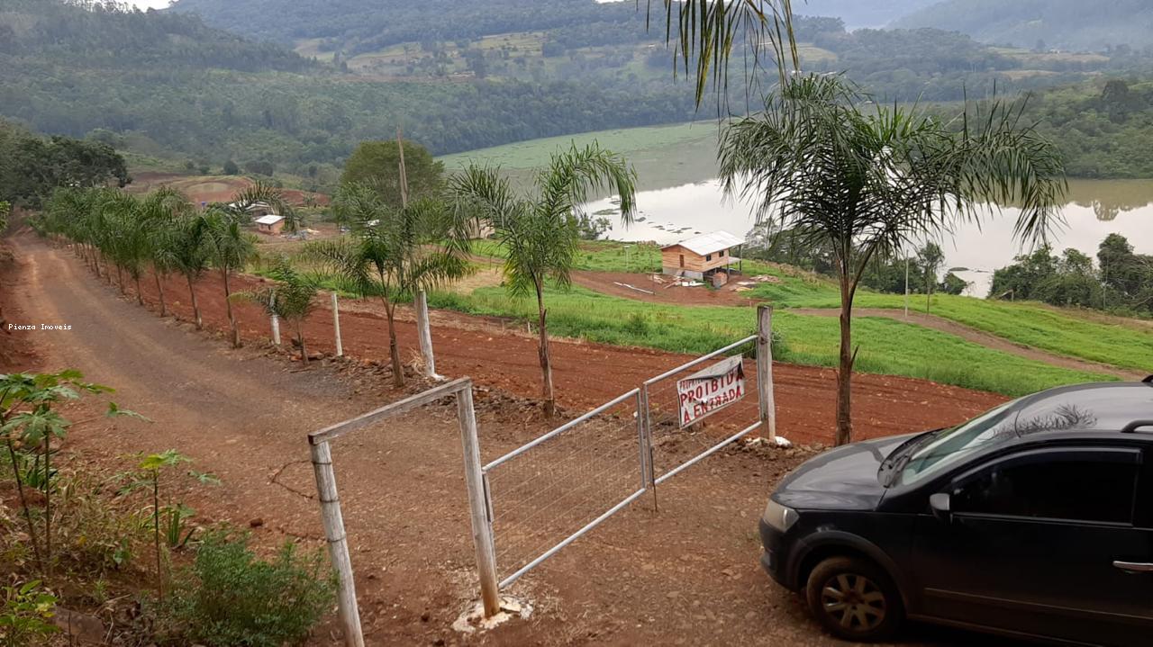 Fazenda à venda com 2 quartos, 1000m² - Foto 2