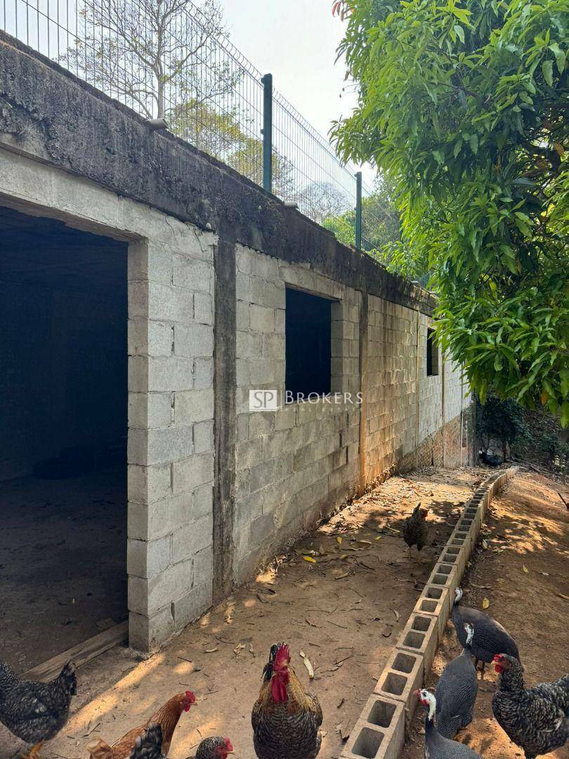 Chácara à venda com 2 quartos, 240m² - Foto 23