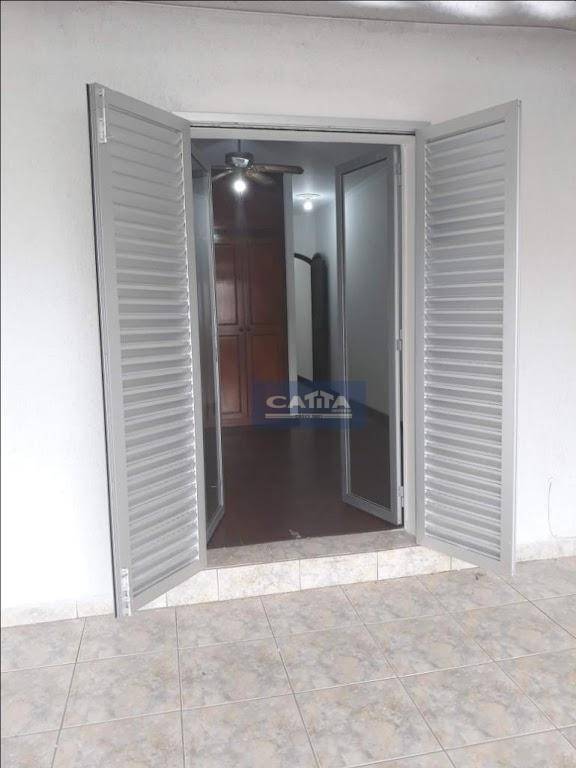 Sobrado à venda com 3 quartos, 218m² - Foto 32