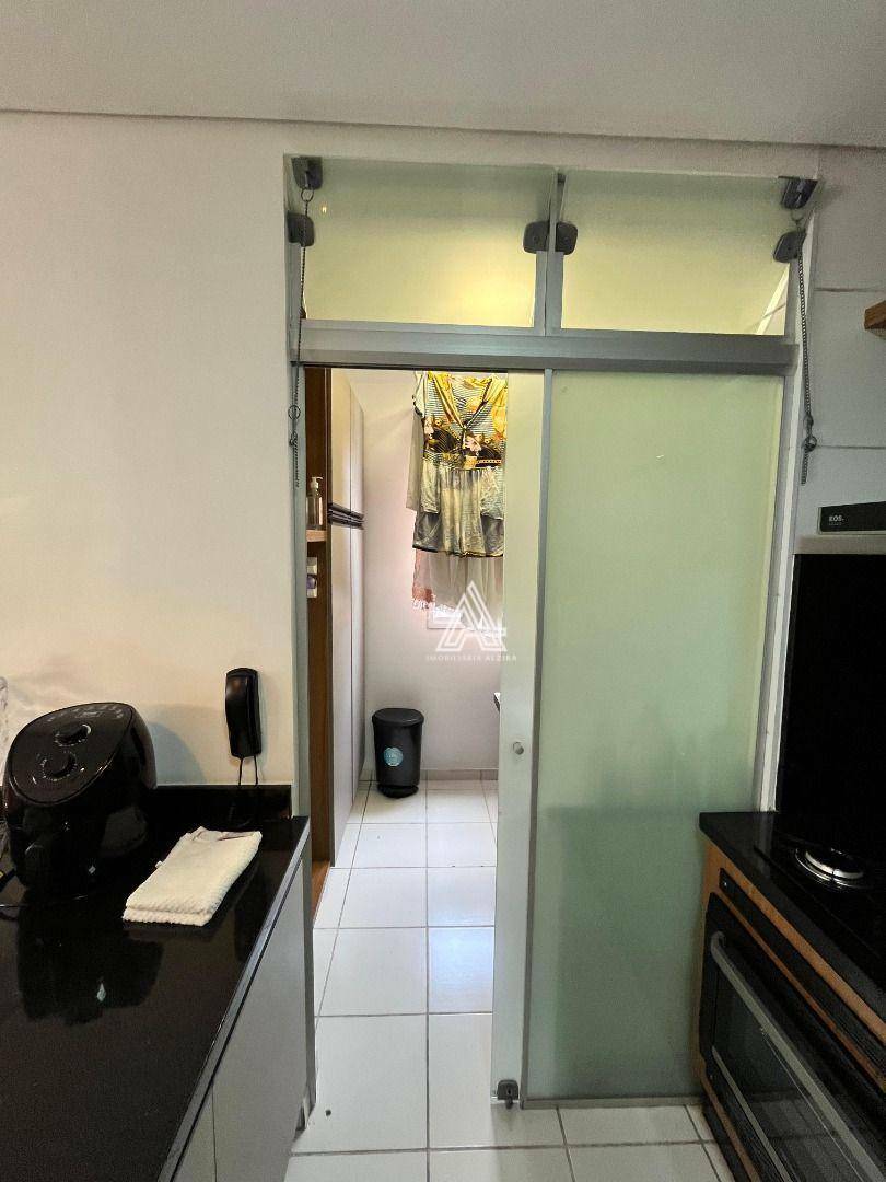 Apartamento à venda com 3 quartos, 73m² - Foto 9