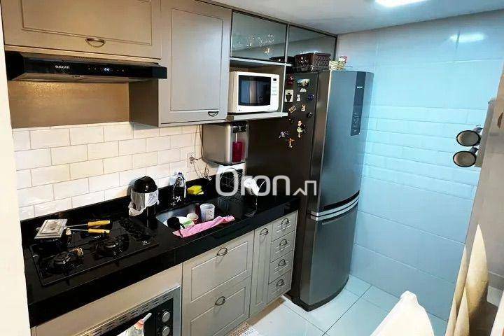 Apartamento à venda com 2 quartos, 66m² - Foto 3