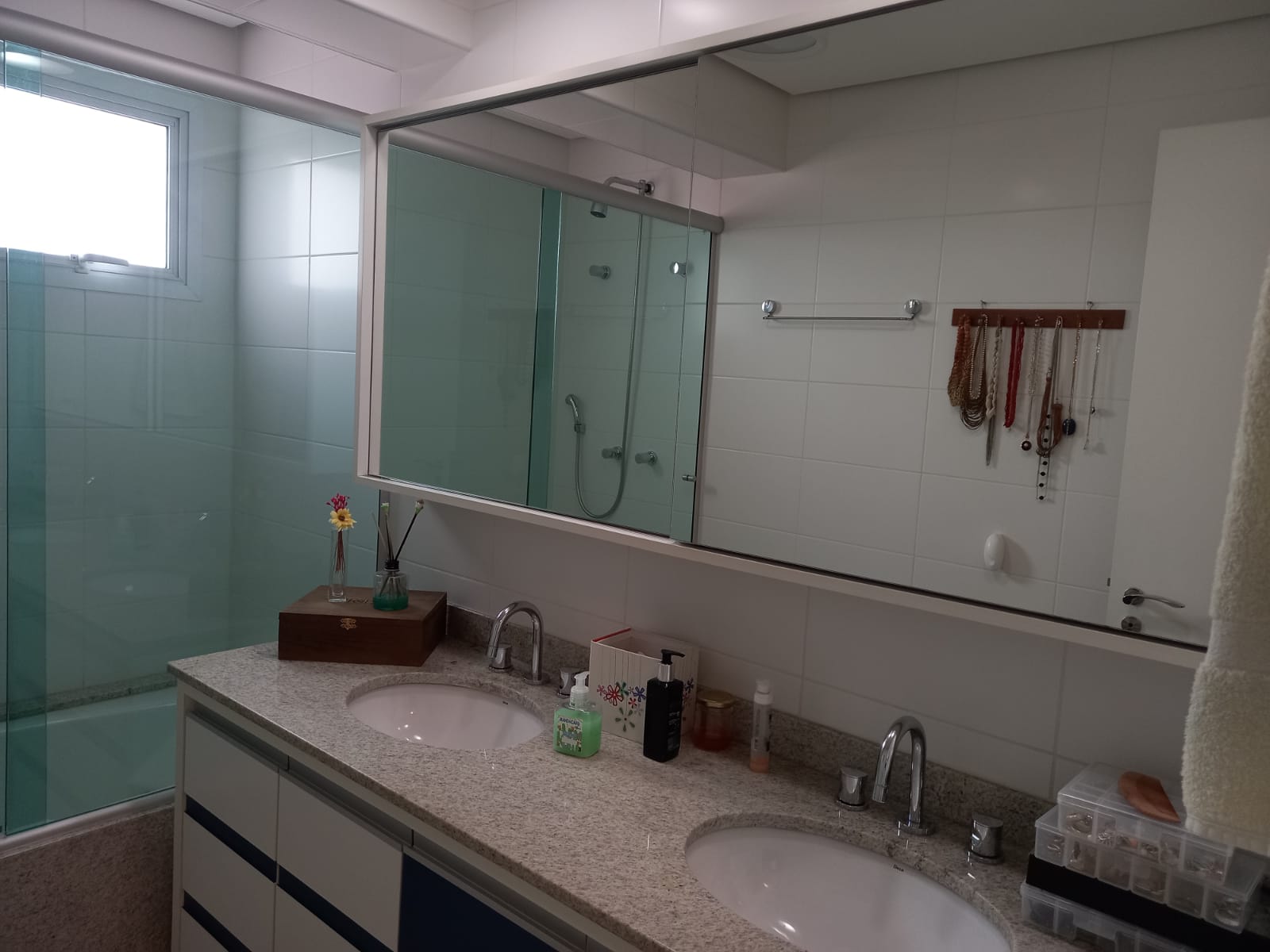 Apartamento à venda com 3 quartos, 213m² - Foto 5