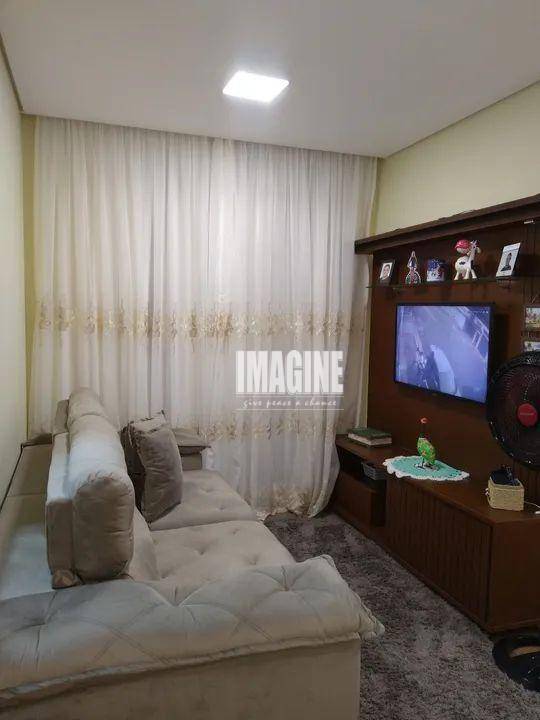 Apartamento à venda com 2 quartos, 51m² - Foto 1