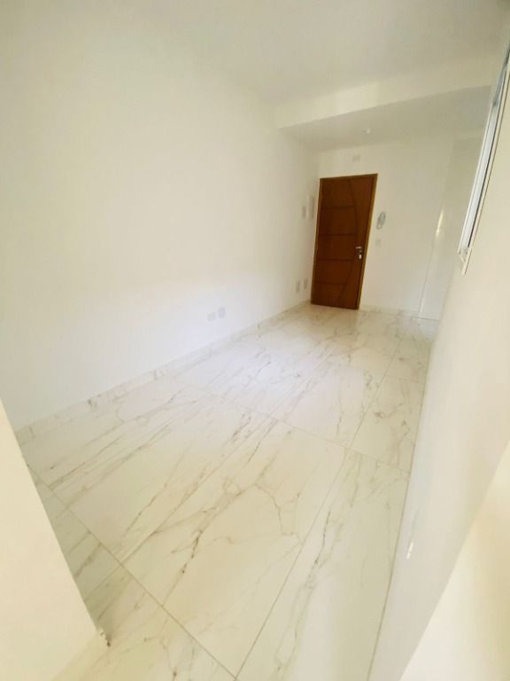 Apartamento à venda com 2 quartos, 44m² - Foto 4