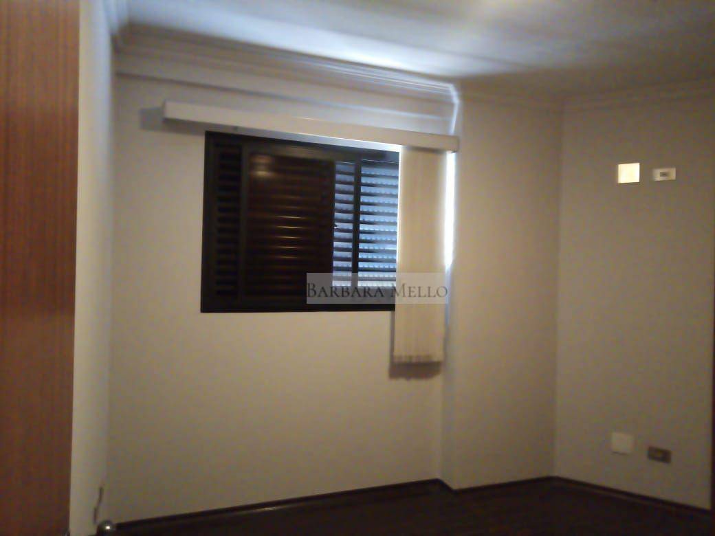 Apartamento para alugar com 3 quartos, 130m² - Foto 11