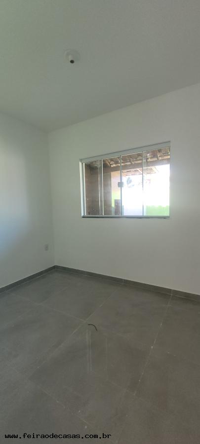 Casa à venda com 2 quartos, 52m² - Foto 11