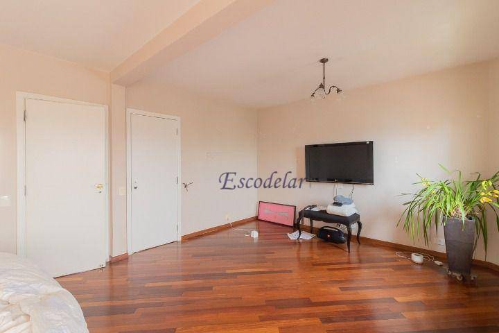 Apartamento à venda com 3 quartos, 151m² - Foto 10