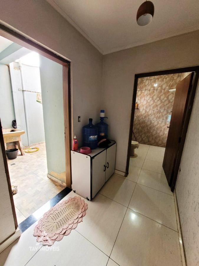 Casa à venda com 5 quartos, 250m² - Foto 25