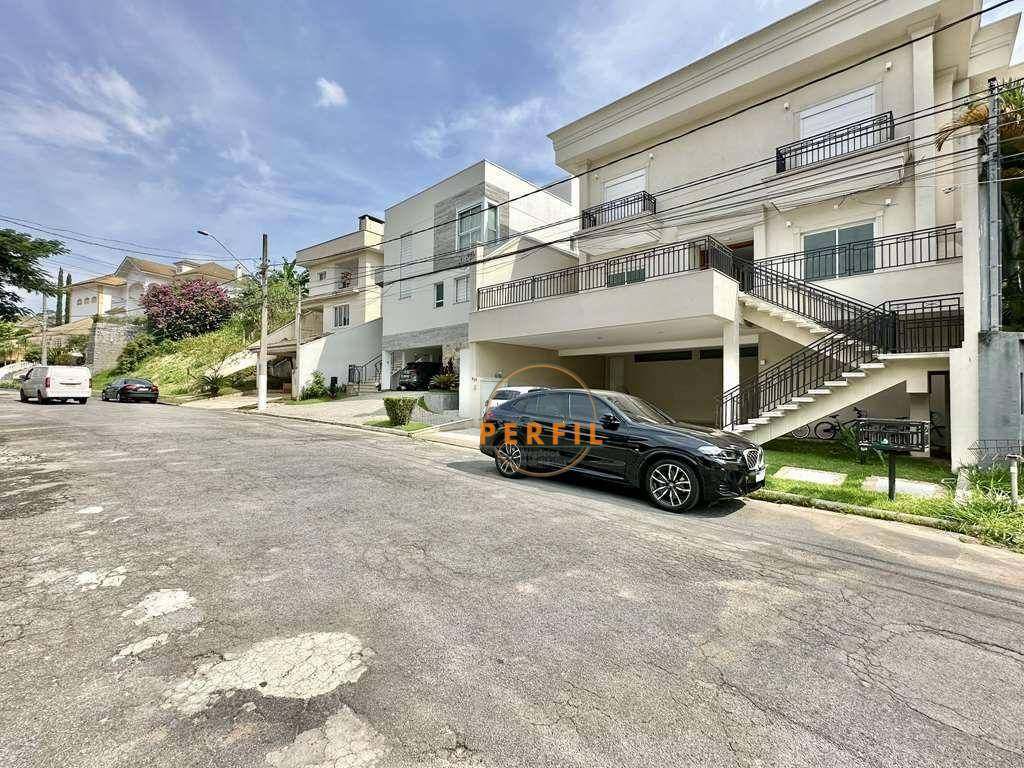 Casa de Condomínio à venda com 4 quartos, 468m² - Foto 2