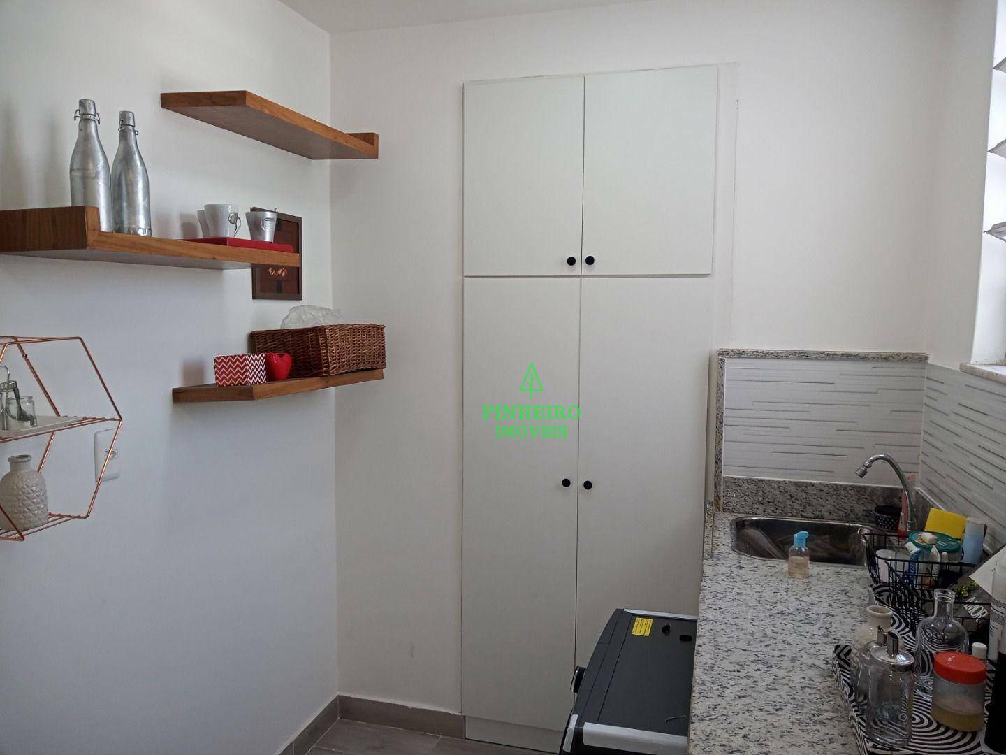 Apartamento à venda com 2 quartos, 75m² - Foto 14