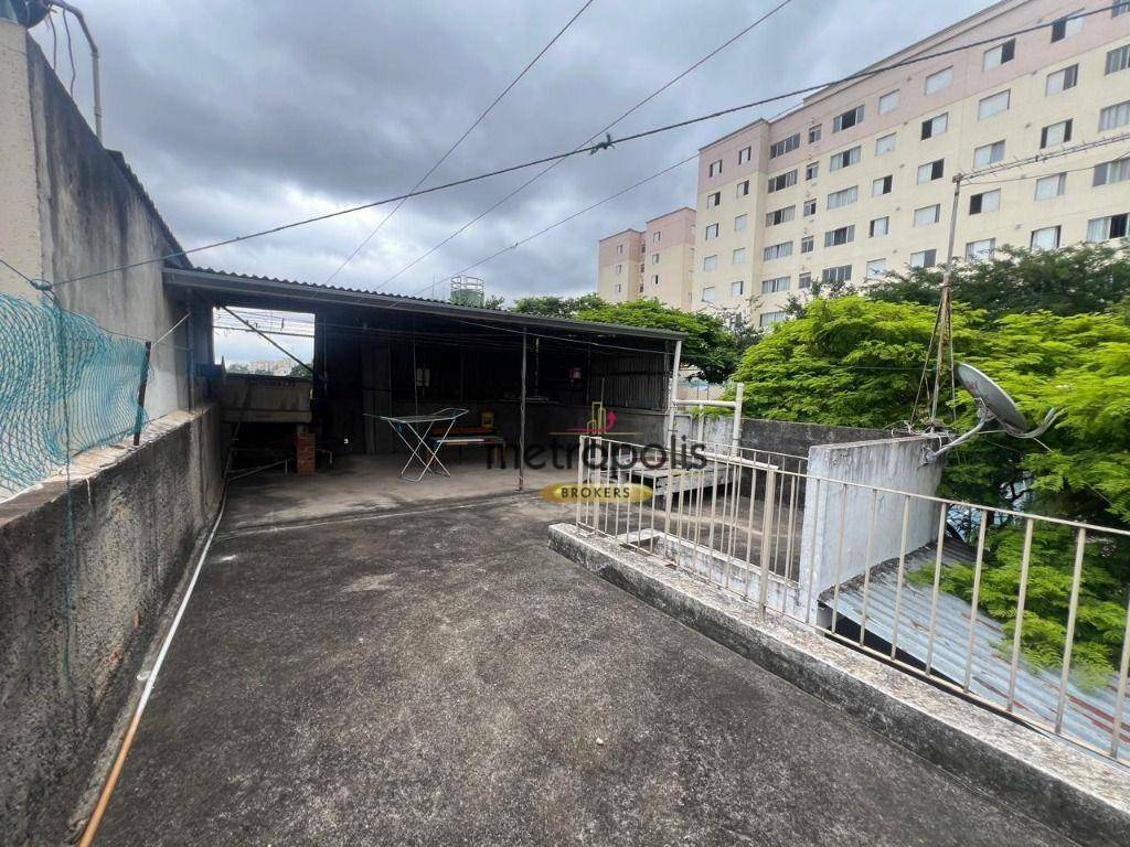 Sobrado à venda com 2 quartos, 300m² - Foto 24