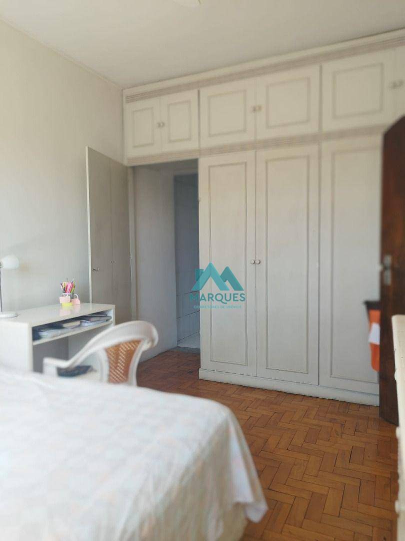 Sobrado à venda com 4 quartos, 304m² - Foto 22