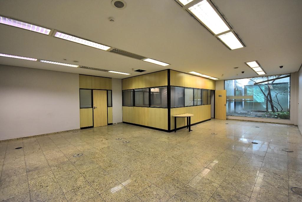 Prédio Inteiro para alugar com 7 quartos, 4504m² - Foto 29