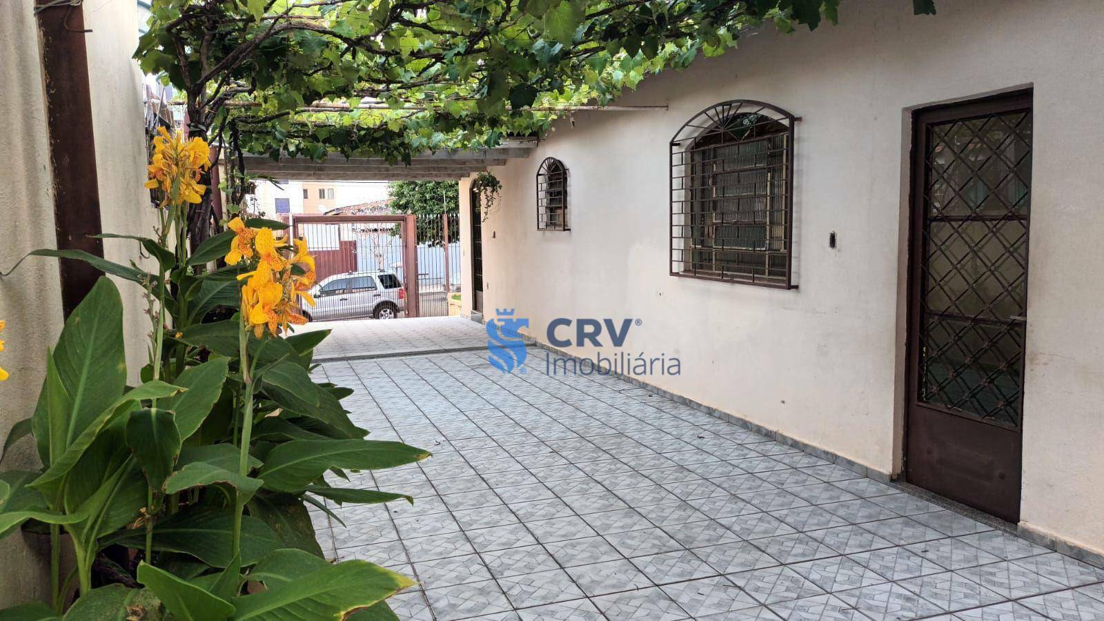 Casa à venda com 3 quartos, 320m² - Foto 4