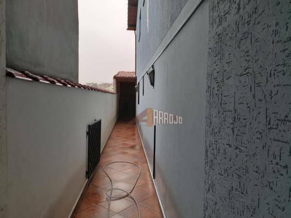 Sobrado à venda com 3 quartos, 96m² - Foto 12