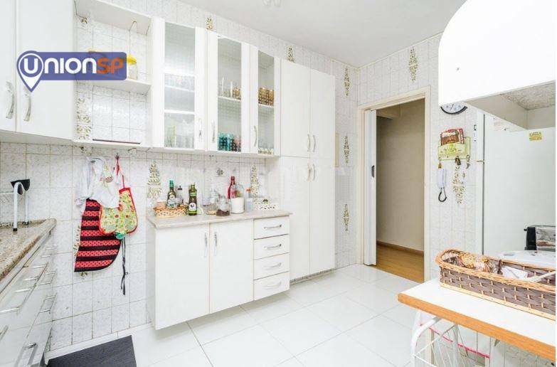 Apartamento à venda com 3 quartos, 95m² - Foto 6
