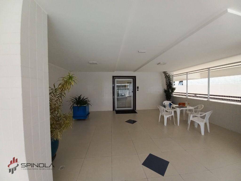 Apartamento à venda com 3 quartos, 140m² - Foto 9