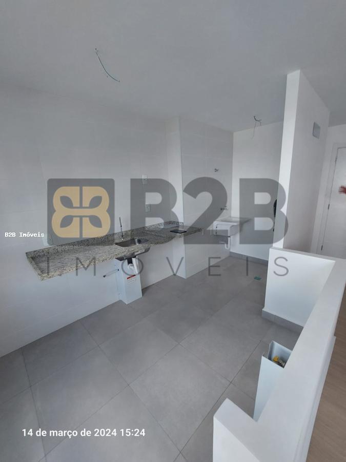 Apartamento à venda com 2 quartos, 64m² - Foto 28