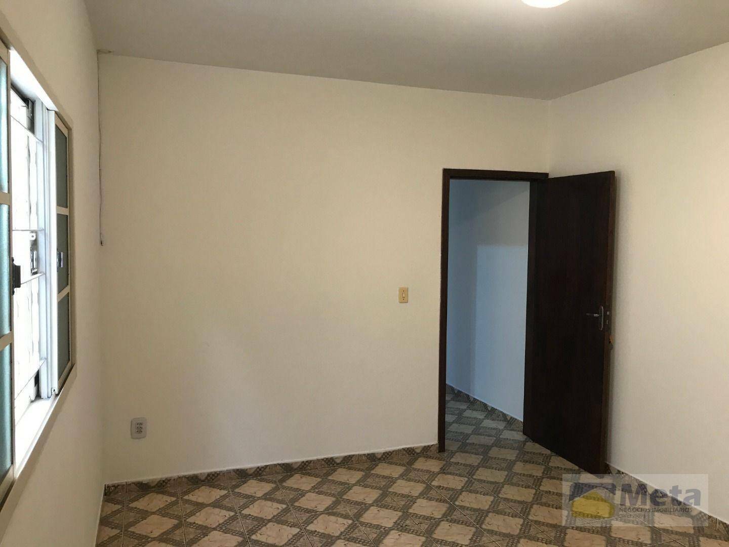 Casa para alugar com 2 quartos, 87m² - Foto 26