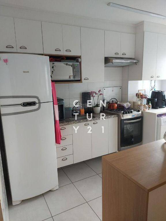 Apartamento à venda com 2 quartos, 44m² - Foto 15