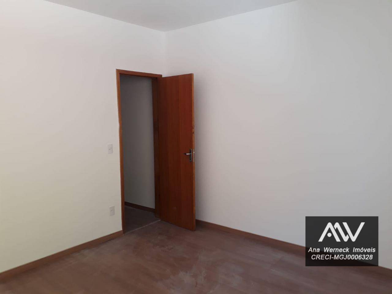 Casa à venda com 2 quartos, 149m² - Foto 9