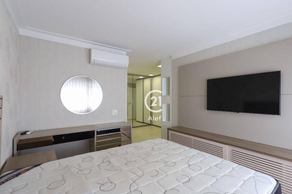 Apartamento à venda e aluguel com 4 quartos, 241m² - Foto 31