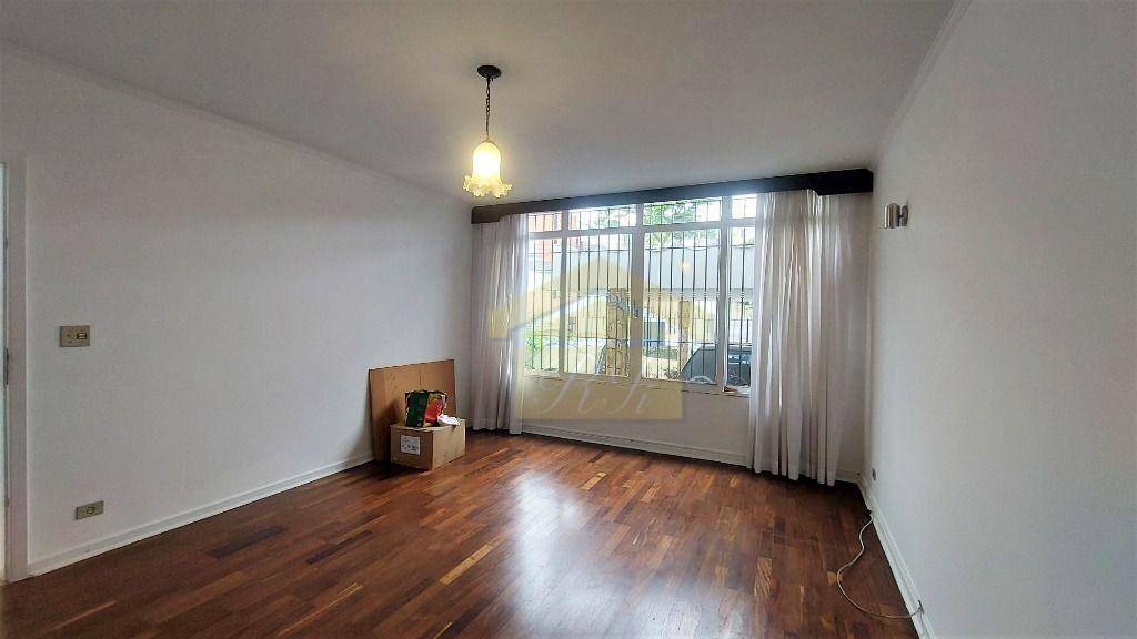 Sobrado à venda e aluguel com 3 quartos, 180m² - Foto 2