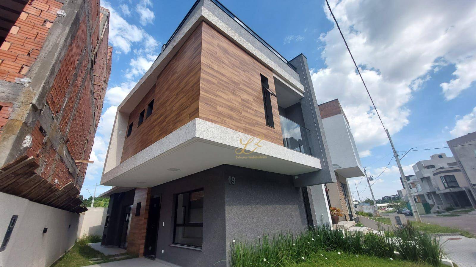 Casa à venda com 3 quartos, 191m² - Foto 1