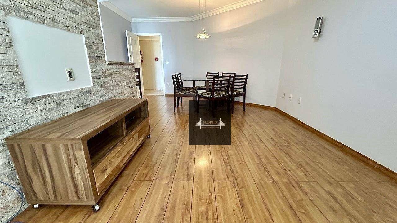 Apartamento à venda com 2 quartos, 78m² - Foto 4