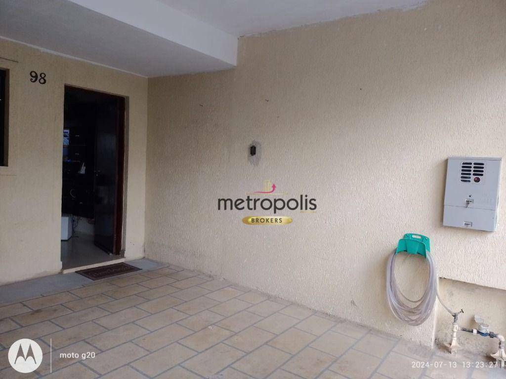 Sobrado à venda com 2 quartos, 60m² - Foto 3