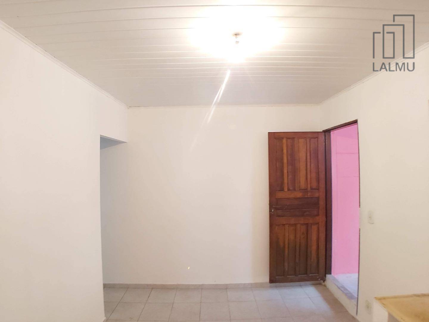 Casa de Condomínio para alugar com 1 quarto, 35m² - Foto 13