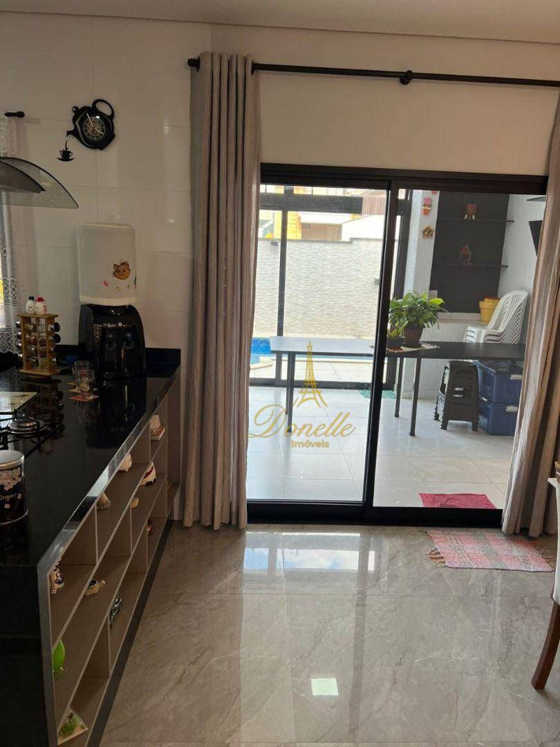 Sobrado à venda com 3 quartos, 220m² - Foto 22