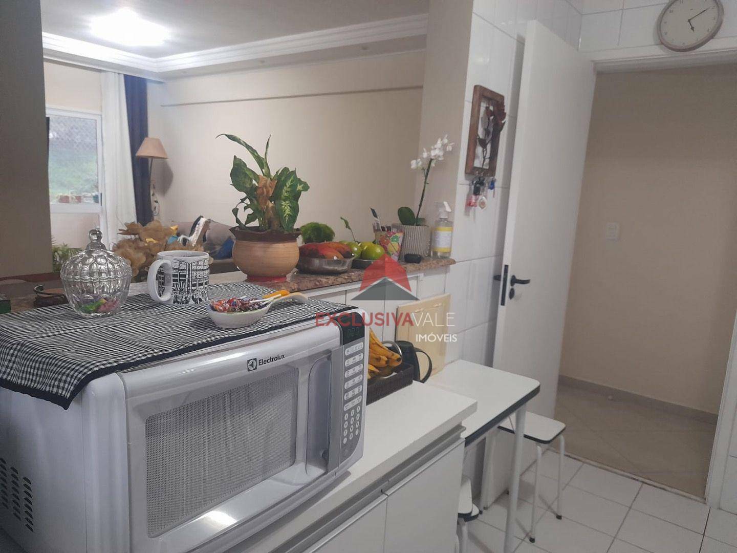 Apartamento à venda com 3 quartos, 78m² - Foto 4