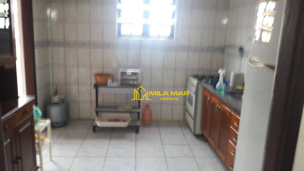 Casa à venda com 6 quartos, 280m² - Foto 13