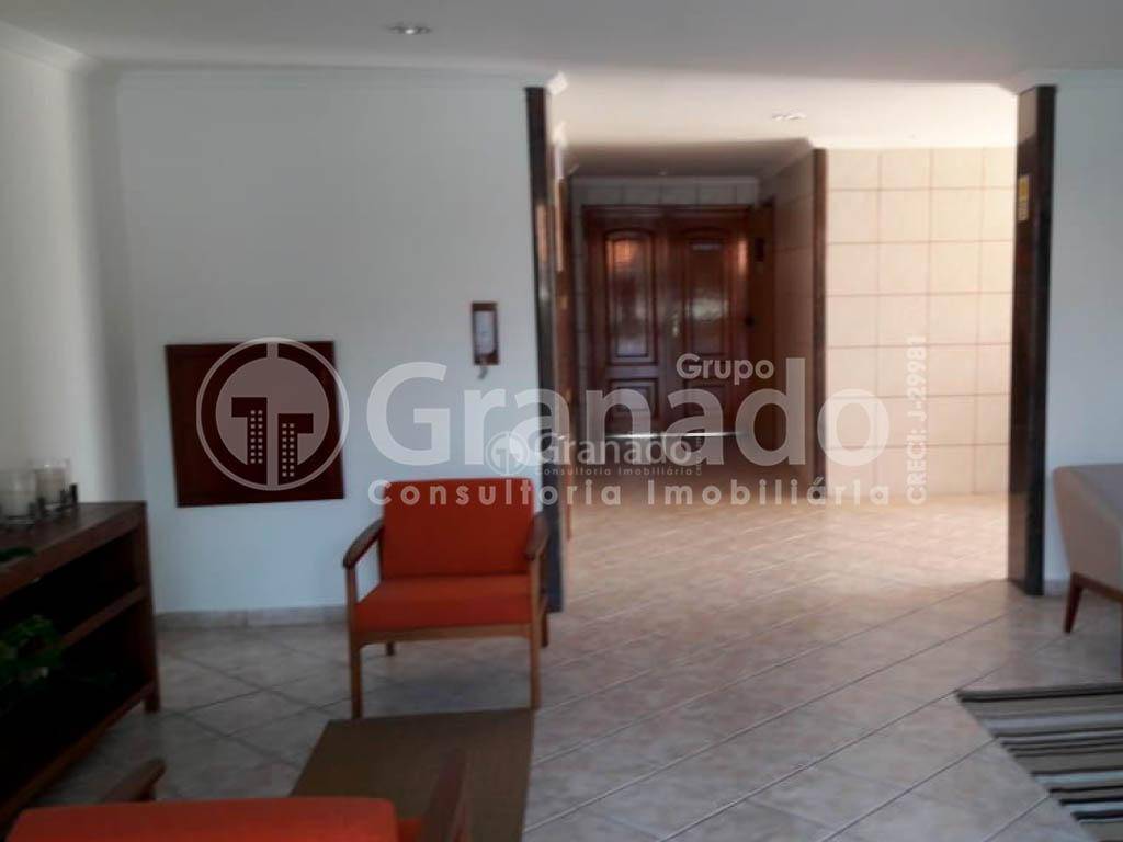 Apartamento à venda com 2 quartos, 125m² - Foto 2