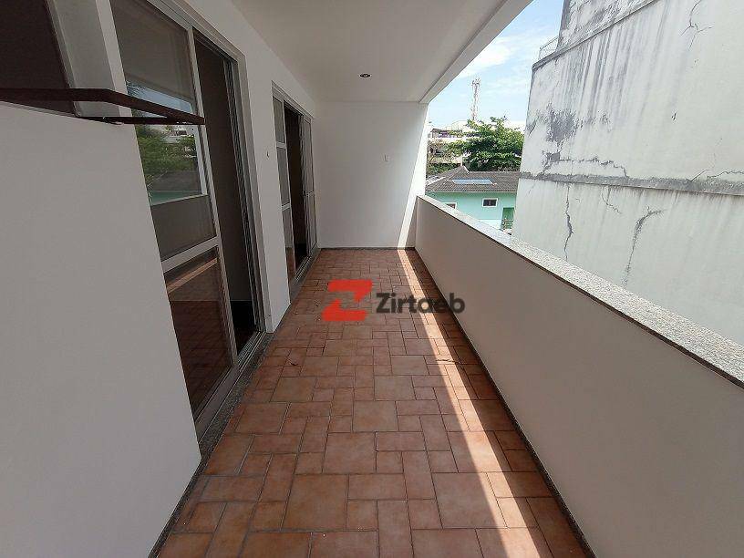 Apartamento para alugar com 2 quartos, 84m² - Foto 27