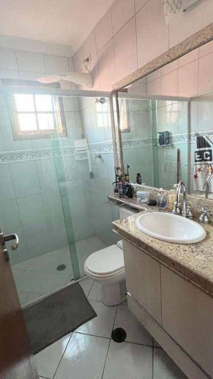 Sobrado, 3 quartos, 205 m² - Foto 3