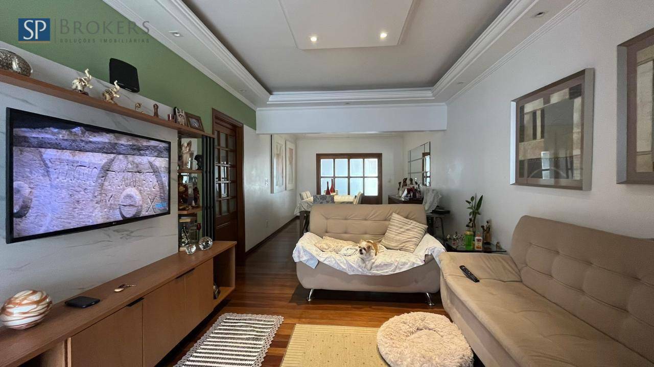 Casa à venda com 6 quartos, 153m² - Foto 3