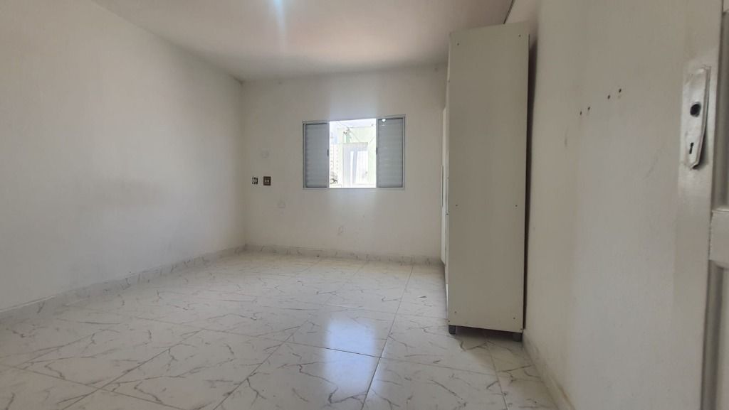 Sobrado à venda com 2 quartos, 480m² - Foto 12