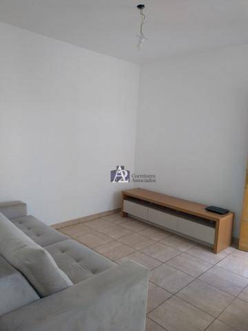 Apartamento à venda com 2 quartos, 43m² - Foto 4