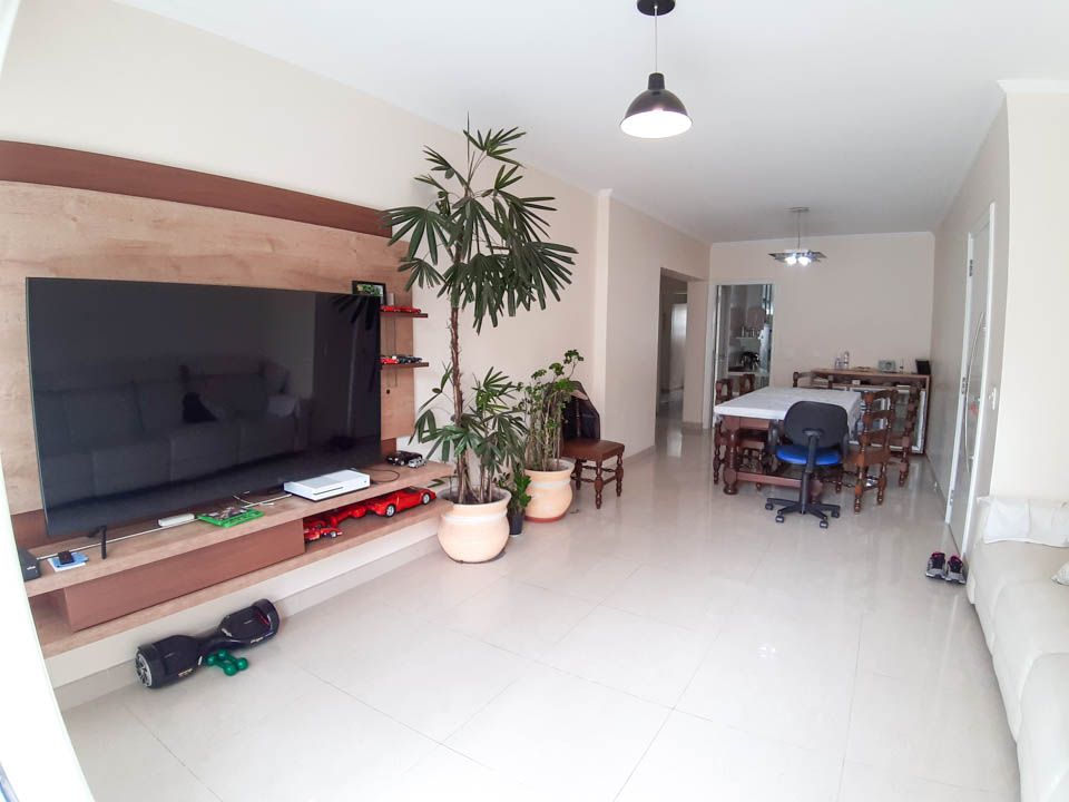 Apartamento à venda com 3 quartos, 130m² - Foto 1