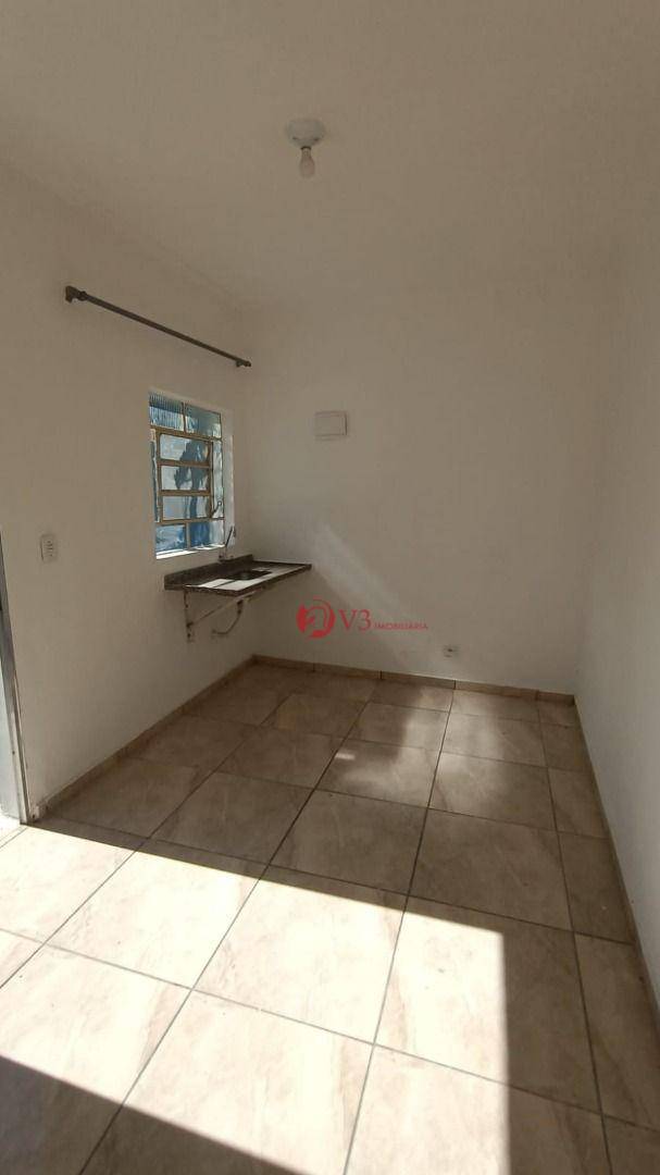 Casa à venda com 2 quartos, 65m² - Foto 12