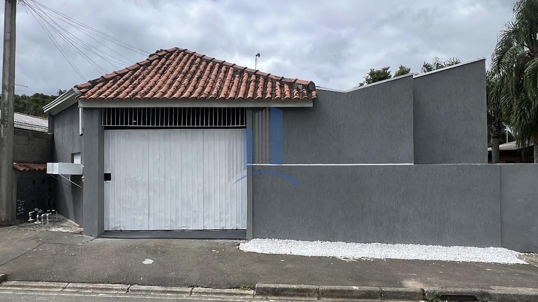 Casa à venda com 3 quartos, 59m² - Foto 2