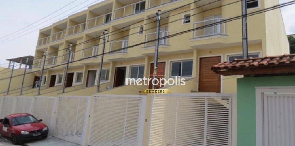 Sobrado à venda com 3 quartos, 150m² - Foto 1