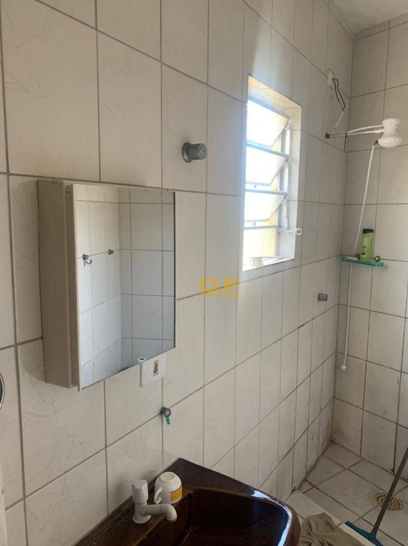 Casa à venda com 2 quartos, 1m² - Foto 11