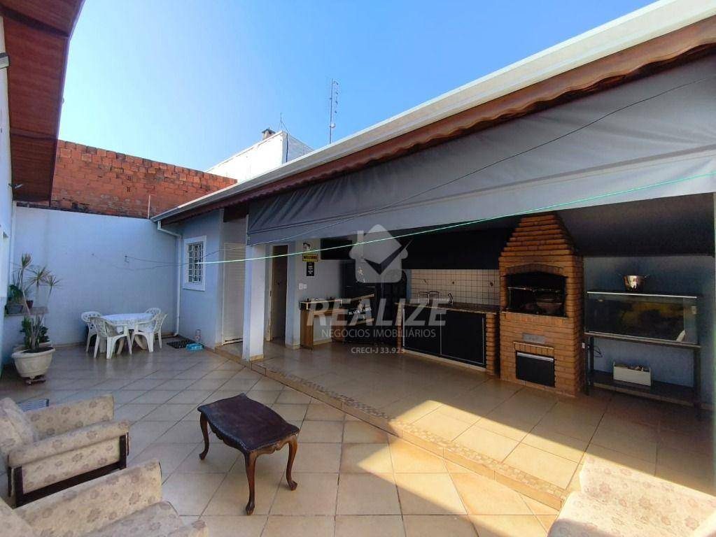 Casa à venda com 3 quartos, 210m² - Foto 20